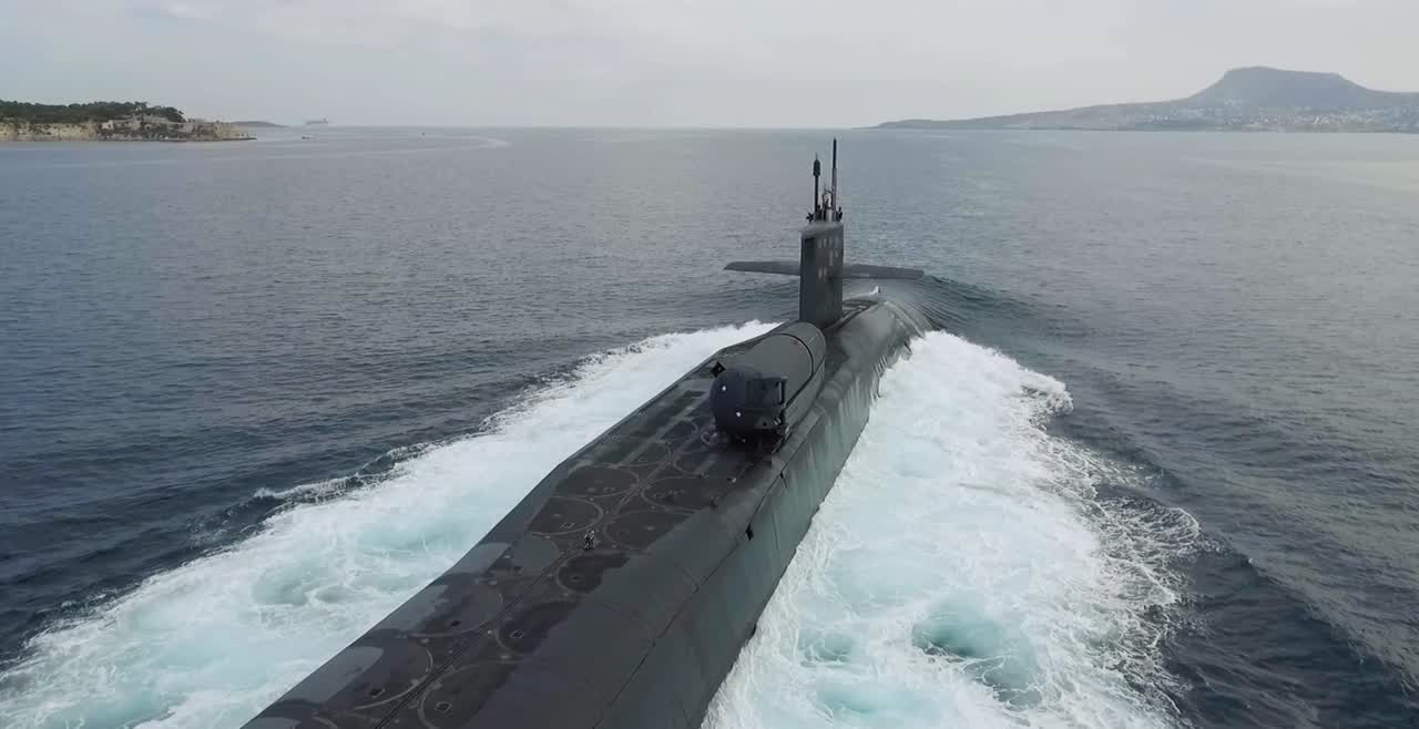 What Is BuildSubmarines com?